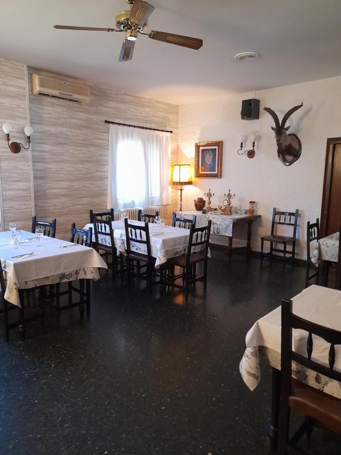 Hotel Giral Biescas  Extérieur photo